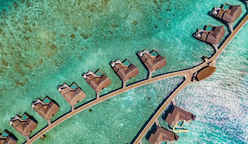 OZEN RESERVE BOLIFUSHI, Aerial Ocean Pool Suites